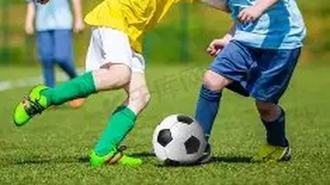 新疆阿图什足球盛宴激发周边繁荣，城市生机焕发